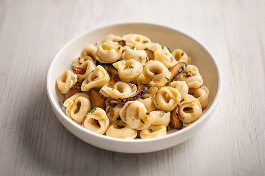 Kale and Walnut Tortellini in Garlic Sauce