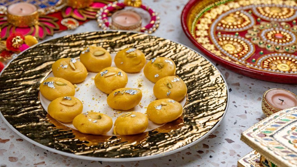 Kesar Peda with Pistachio
