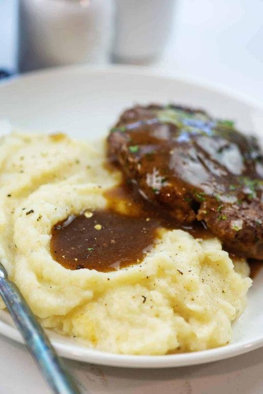 Keto-Friendly Crockpot Salisbury Steak with Cauliflower Mash