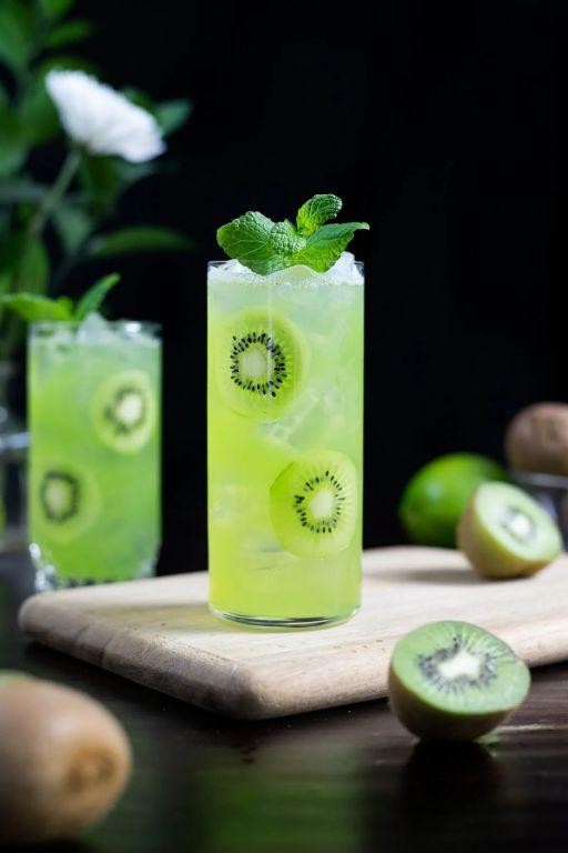 Kiwi Lime Refresher