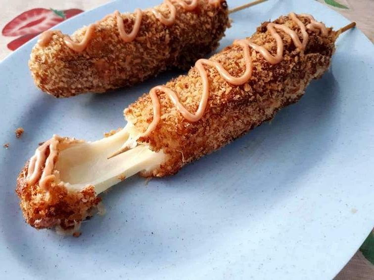 Korean Mozzarella Cheese Corndogs