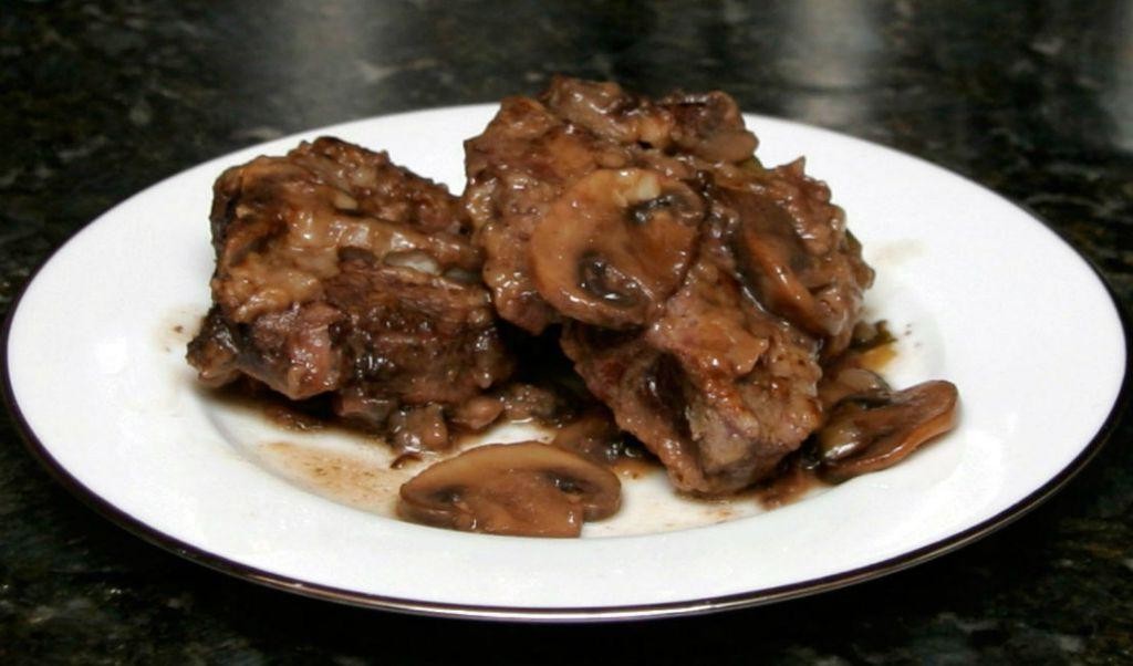 Lamb Shoulder Chops in Red Wine Mushroom Sauce