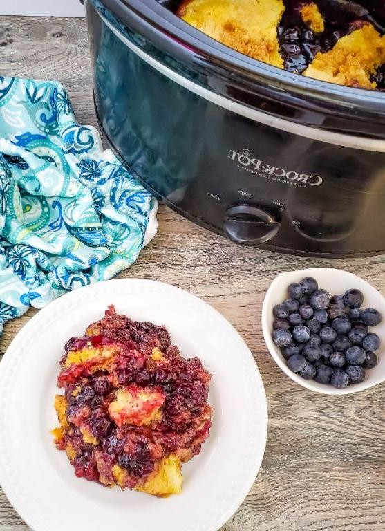 Lemon Blueberry Slow Cooker Cake