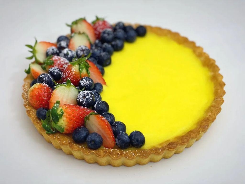 Lemon Curd Tartlets with Fresh Berries