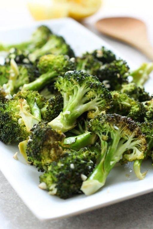 Lemon Garlic Roasted Broccoli