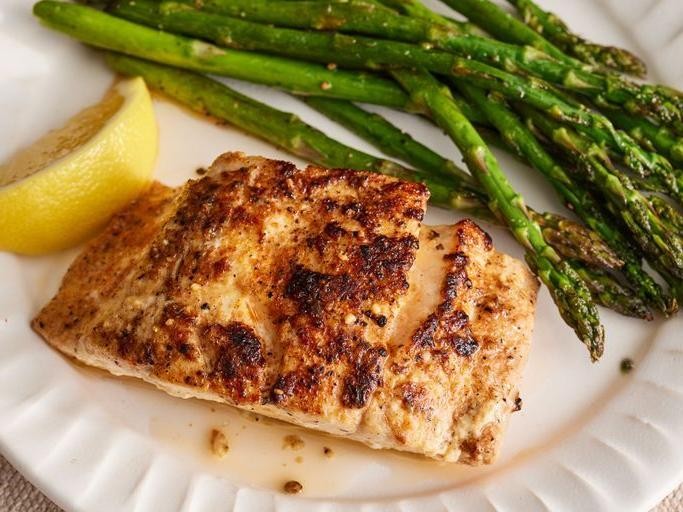 Lemon Herb Baked Redfish with Asparagus
