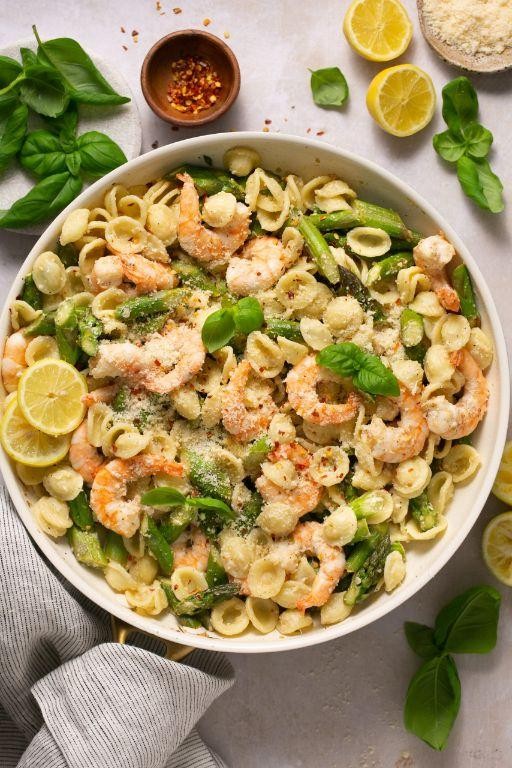 Lemon Parmesan Shrimp and Asparagus Pasta