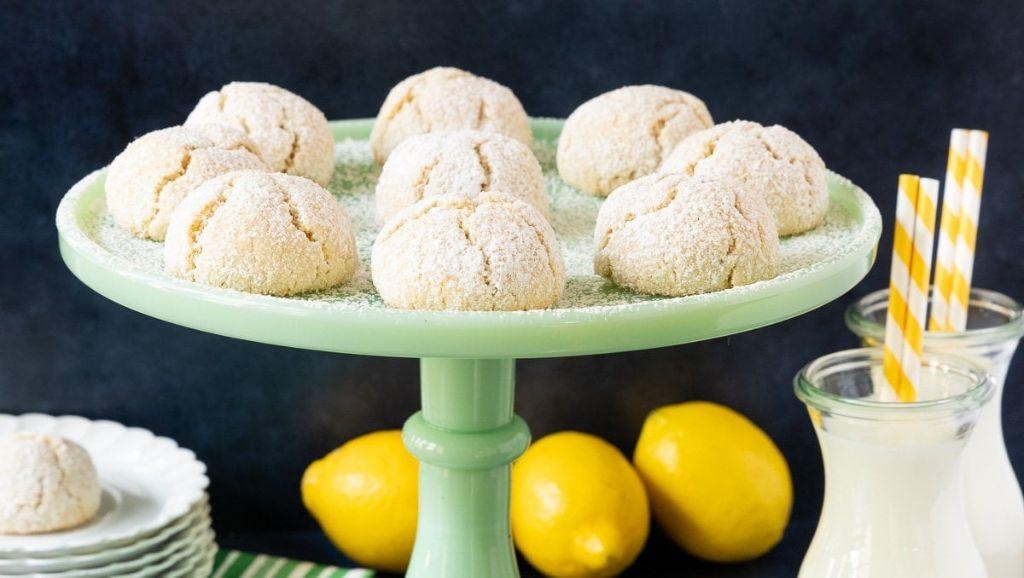 Lemon Zest Amaretti Delights