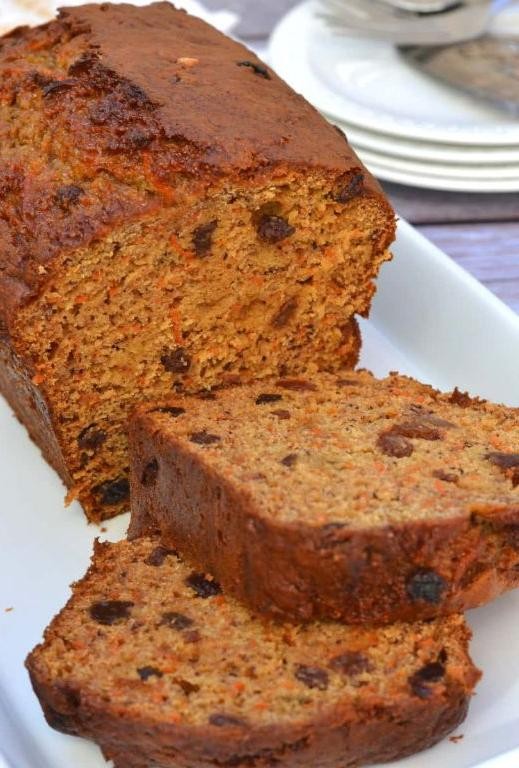 Low Salt Carrot and Raisin Bread