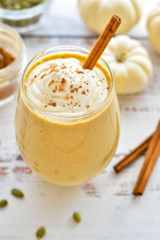 Low-Calorie Pumpkin Spice Smoothie