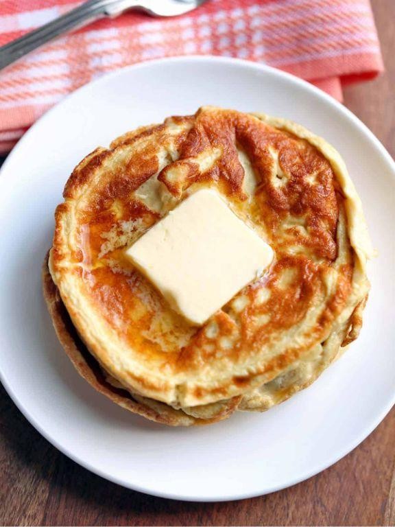 Low-Carb Cream Cheese Pancakes