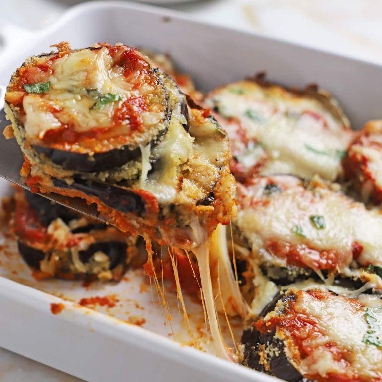 Low-Carb Eggplant Parmesan