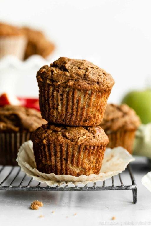 Low-Sugar Apple Cinnamon Muffins