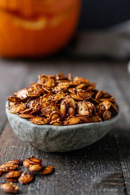 Maple Cinnamon Roasted Pumpkin Seeds