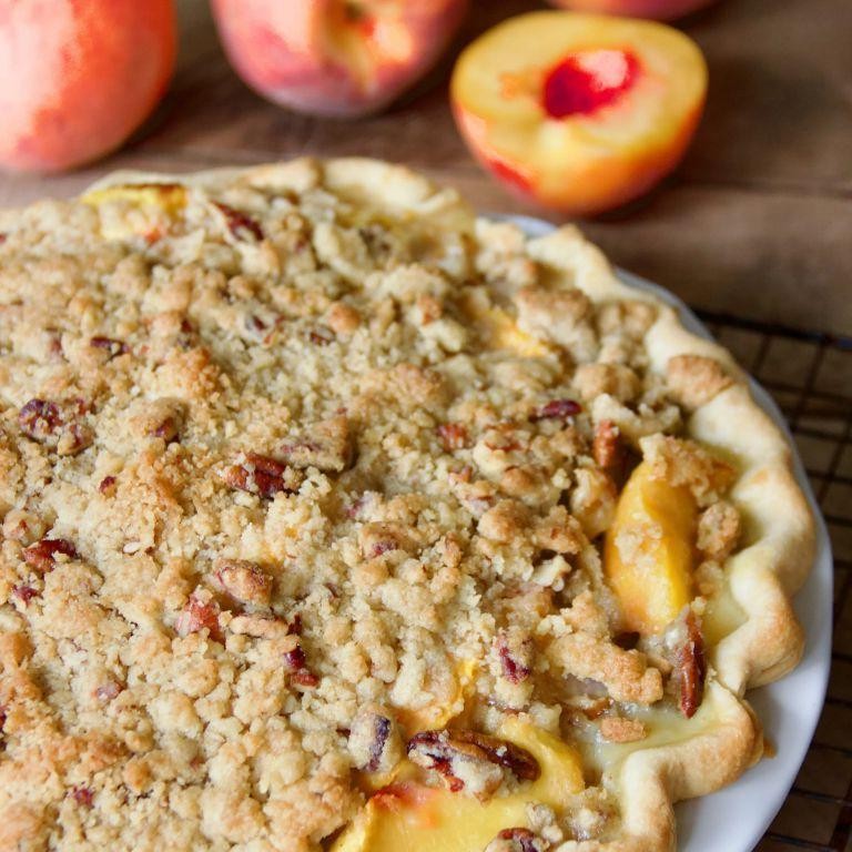 Maple-Pecan Crust Fresh Peach Pie