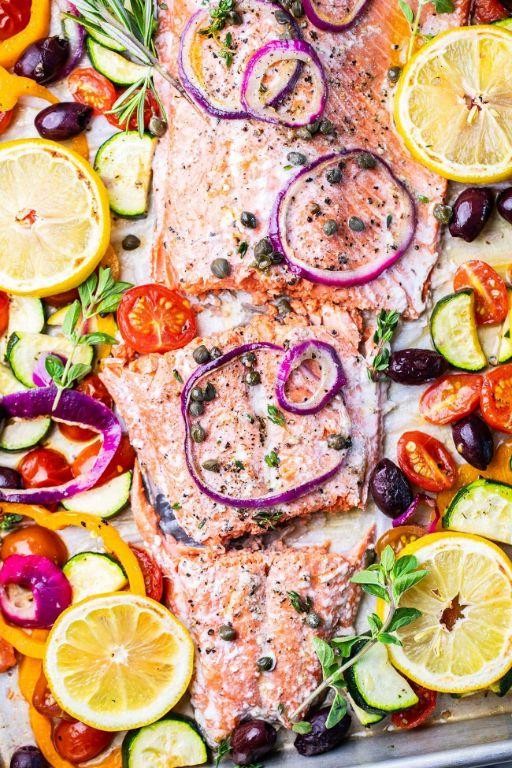 Mediterranean Baked Salmon with Zucchini and Tomatoes