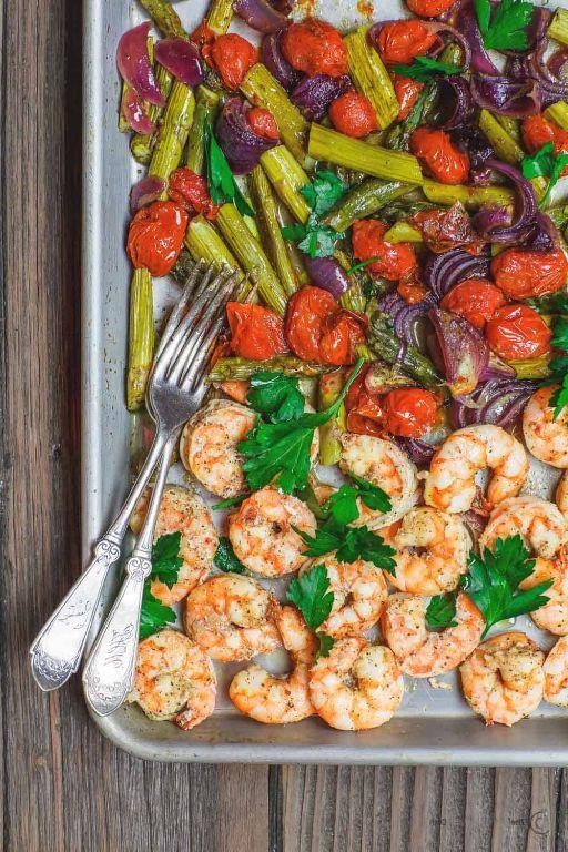 Mediterranean Baked Shrimp and Zucchini