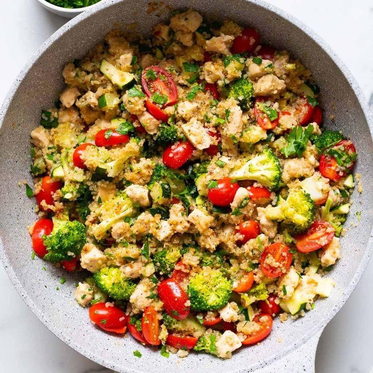 Mediterranean Chicken Quinoa Skillet