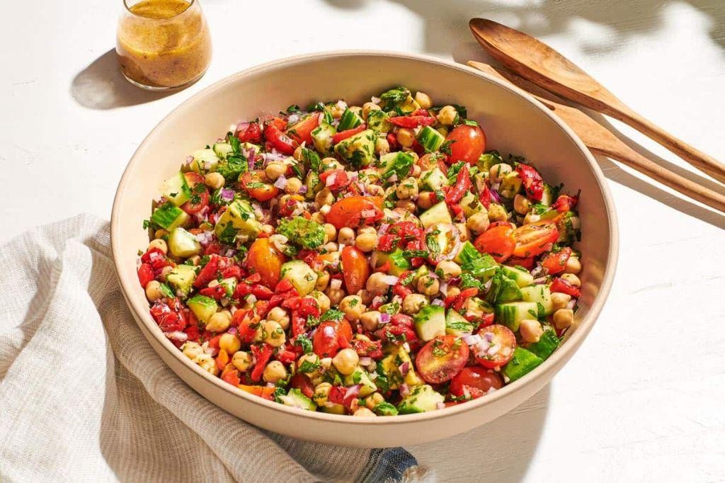 Mediterranean Chickpea Salad