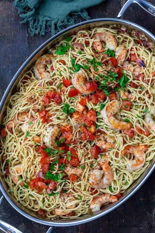 Mediterranean Garlic Shrimp and Pasta