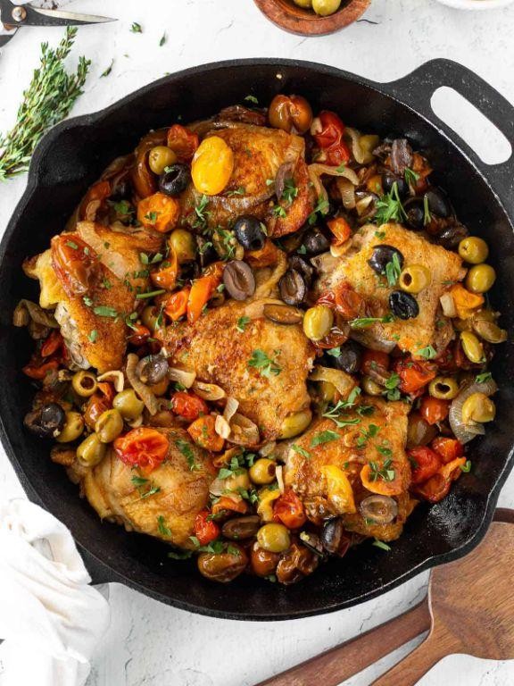 Mediterranean One-Pan Chicken with Tomatoes and Olives