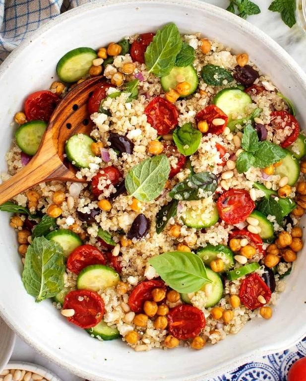 Mediterranean Quinoa Salad