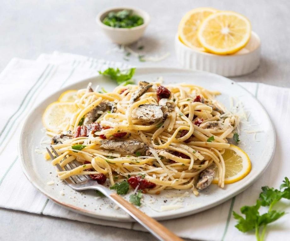 Mediterranean Sardine Pasta with Sun-Dried Tomatoes