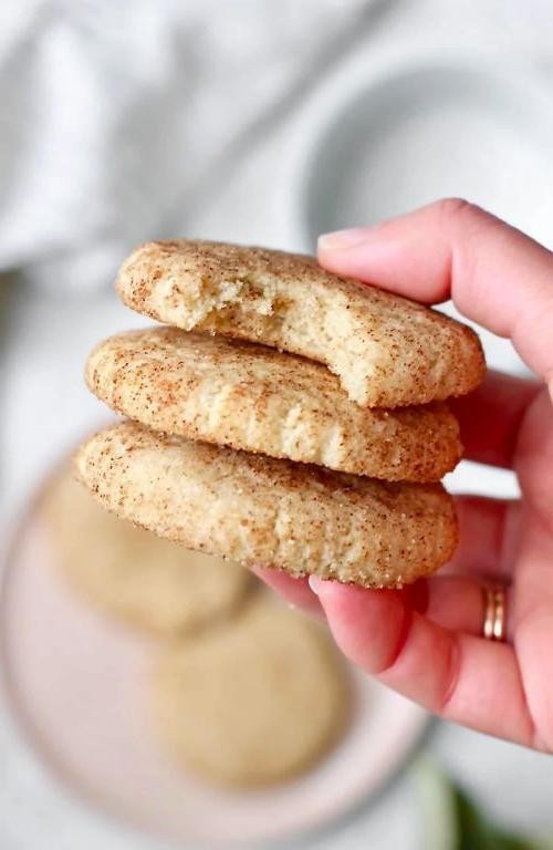Melt-in-Your-Mouth Snickerdoodles