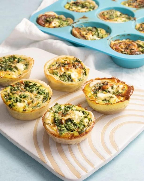 Mini Quiche Tartlets with Spinach and Feta