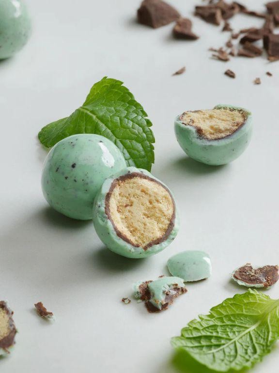 Mint Chocolate Chip Ice Cream Balls