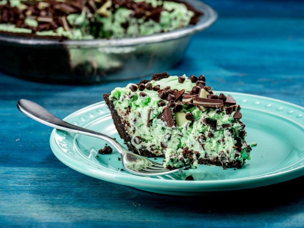 Mint Chocolate Chip Pie Crust
