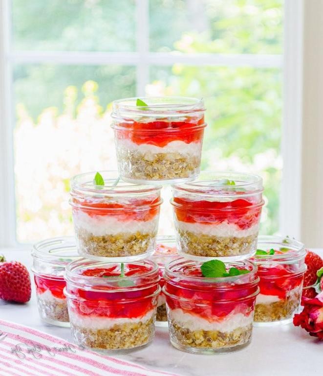 Mint-Infused Strawberry Pretzel Salad