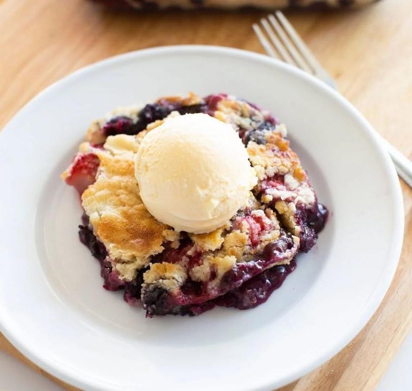 Mixed Berry Dump Cake