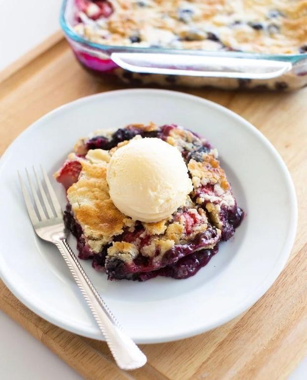 Mixed Berry Jubilee Dump Cake