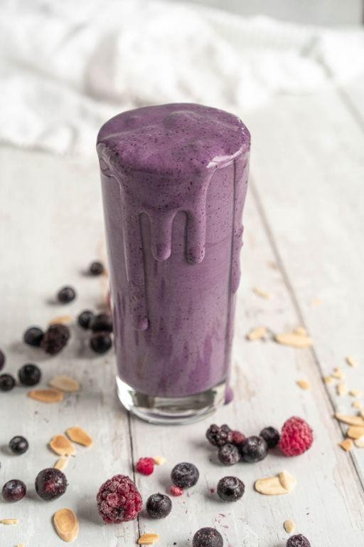 Mixed Berry Protein Milk Smoothie