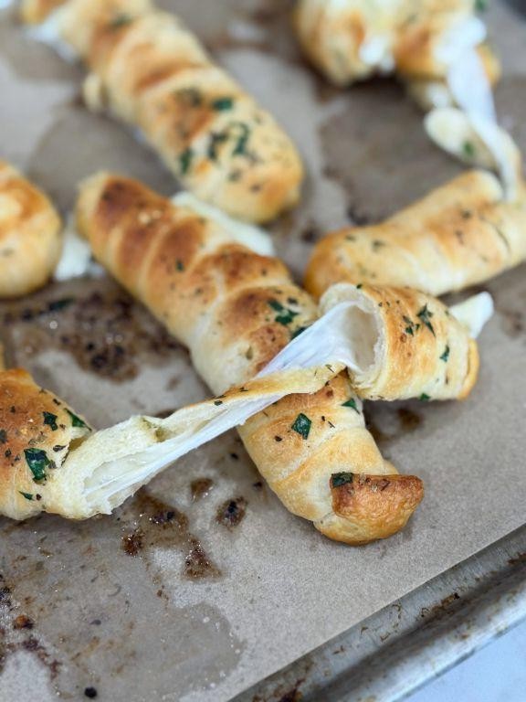 Mozzarella Stuffed Garlic Breadsticks