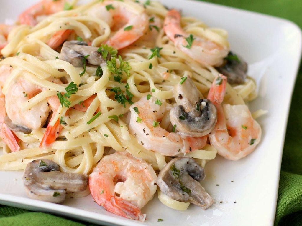 Mushroom and Shrimp Fettuccine