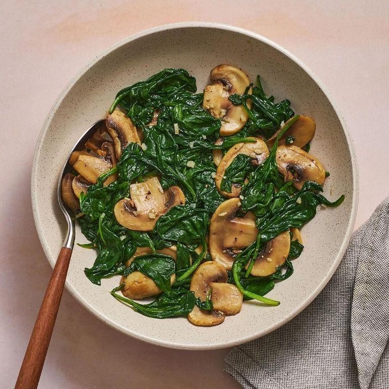 Mushroom and Spinach Sauté with Garlic