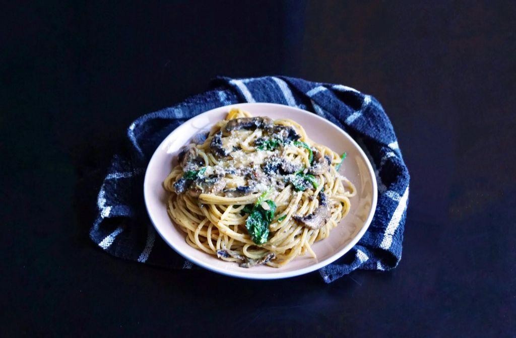 Mushroom and Spinach Spaghetti Carbonara