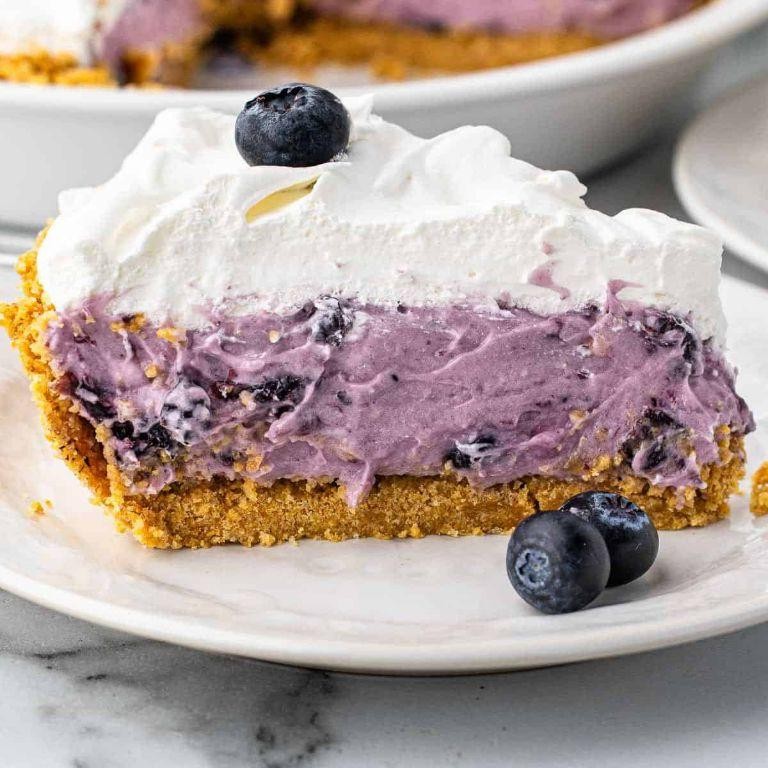 No-Bake Blueberry Cream Cheese Pie