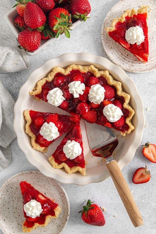 No-Bake Fresh Strawberry Pie