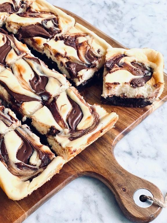 Nutella Swirl Cheesecake Brownies