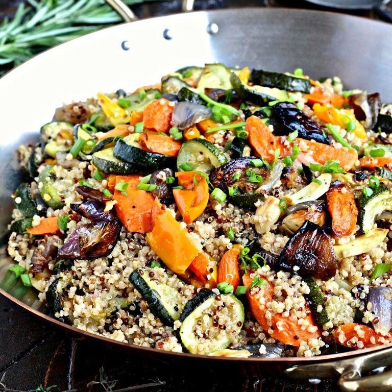 Nutritious Quinoa and Roasted Vegetable Medley