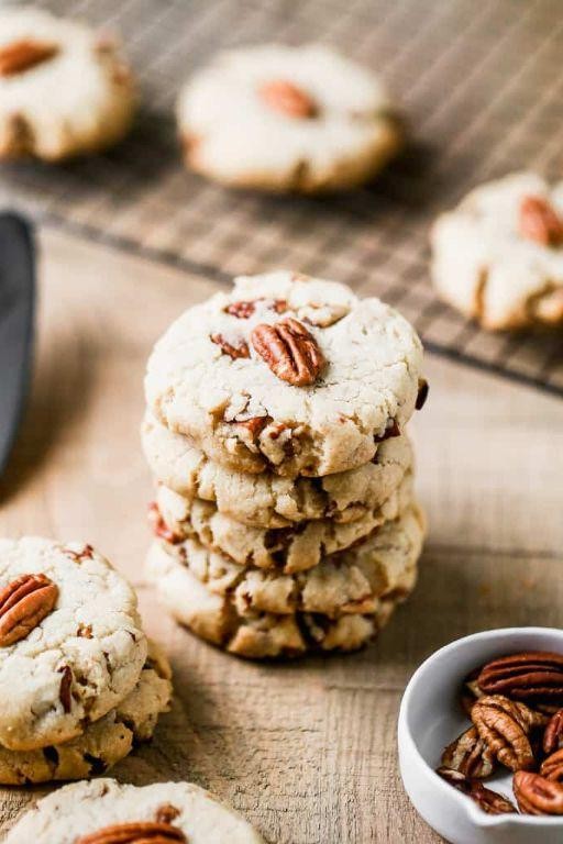 Nutty Pecan Sandies