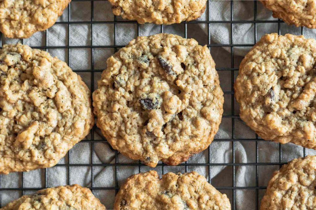 Oatmeal Raisin Cookies