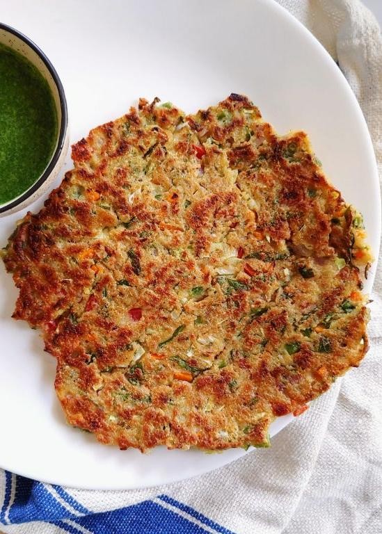 Oats Chilla with Cabbage and Carrots