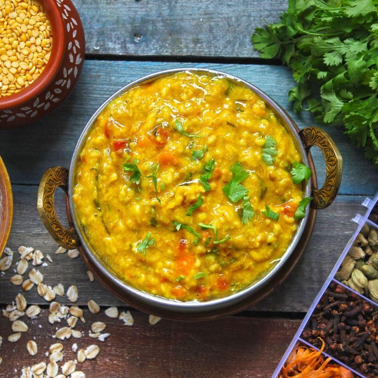 Oats Khichdi with Lentils and Spices