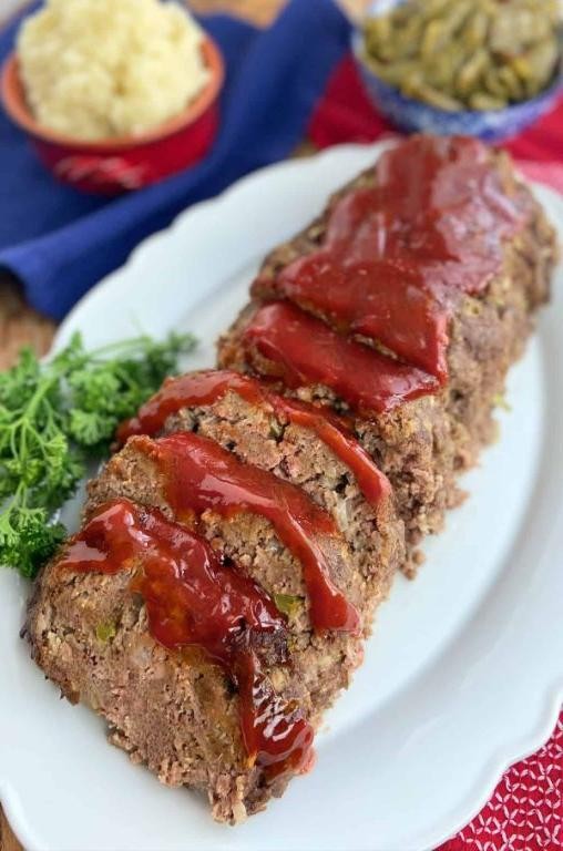Old-Fashioned Meatloaf with Tomato Glaze