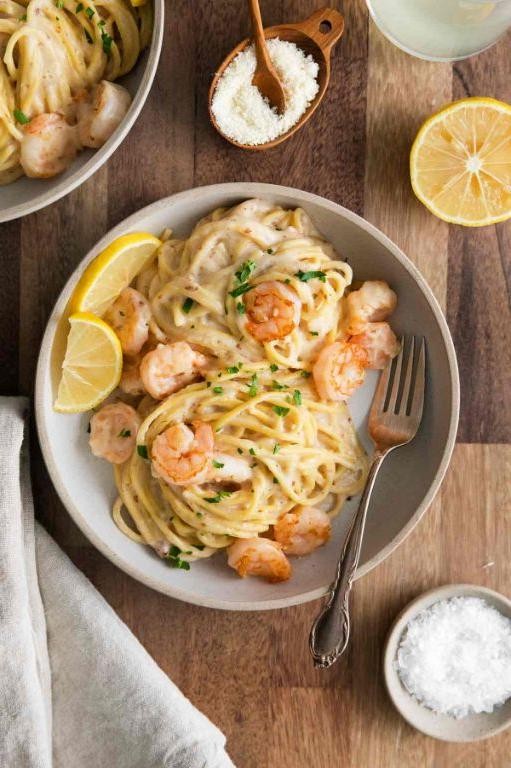 One-Pot Creamy Shrimp Scampi