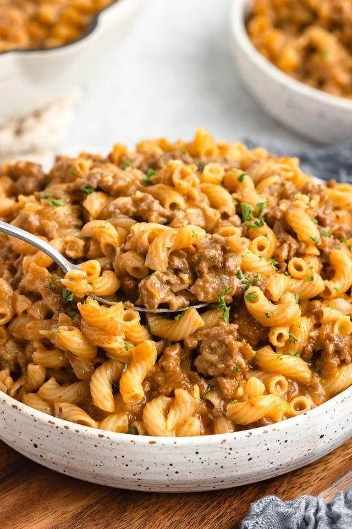 One-Pot Hamburger Mac and Cheese